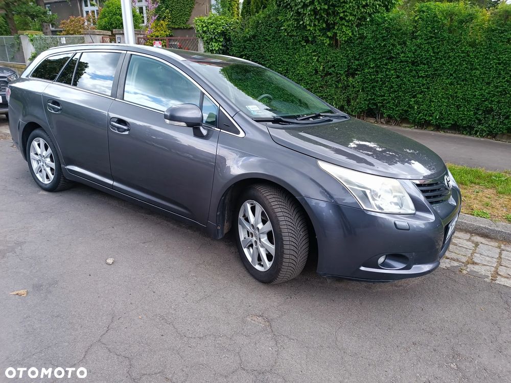Toyota Avensis 1.8 Luna - 20