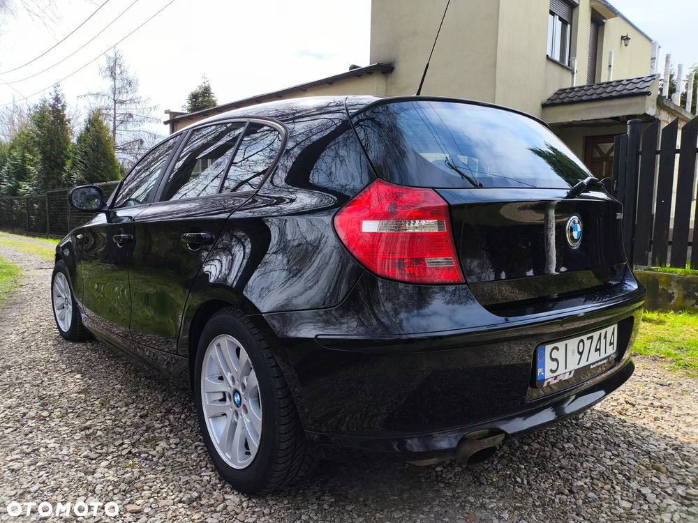 BMW Seria 1 118i - 4
