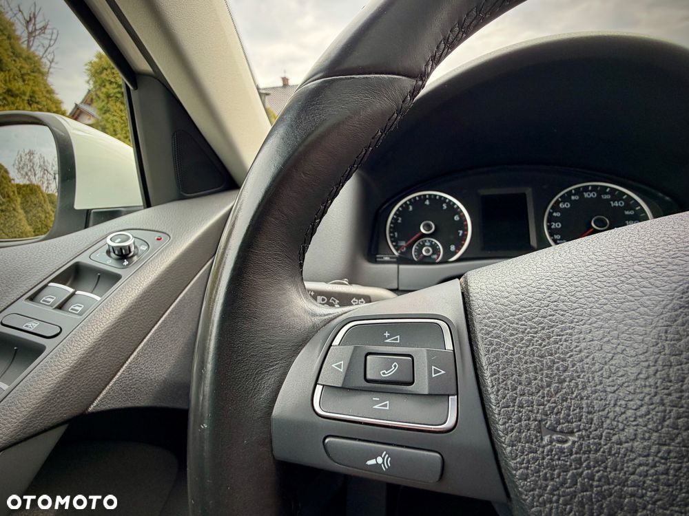 Volkswagen Tiguan 1.4 TSI BlueMotion Technology Exclusive - 29