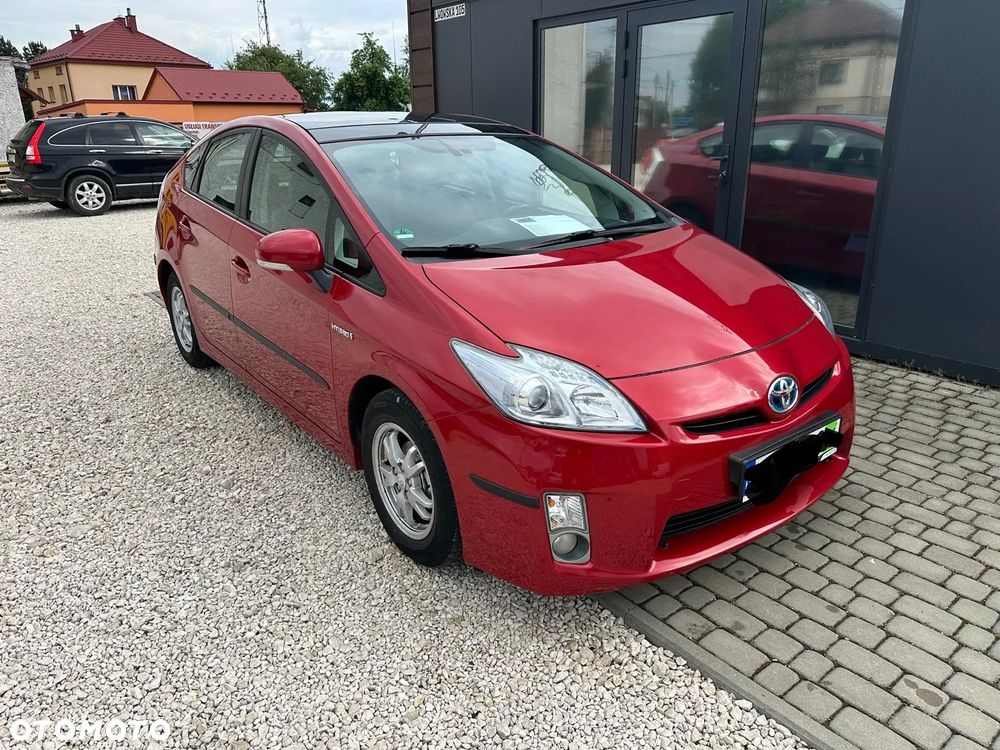 Toyota Prius (Hybrid) Executive - 2