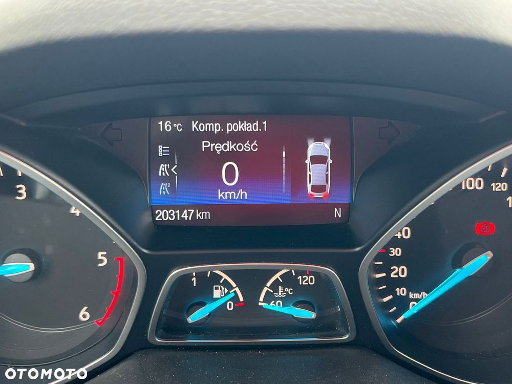 Ford Kuga 2.0 TDCi AWD Edition - 28