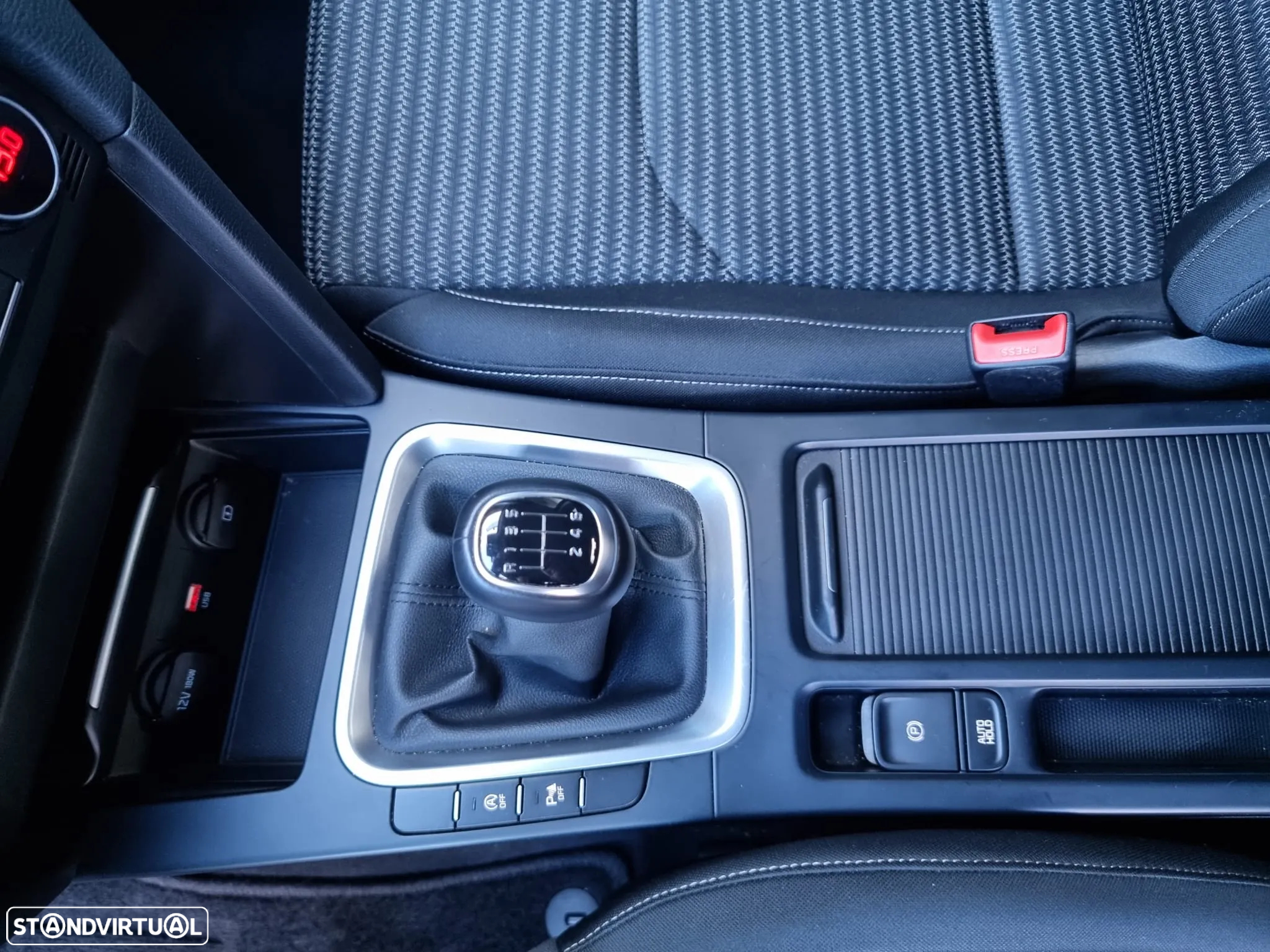Kia XCeed 1.0 T-GDI Drive - 18