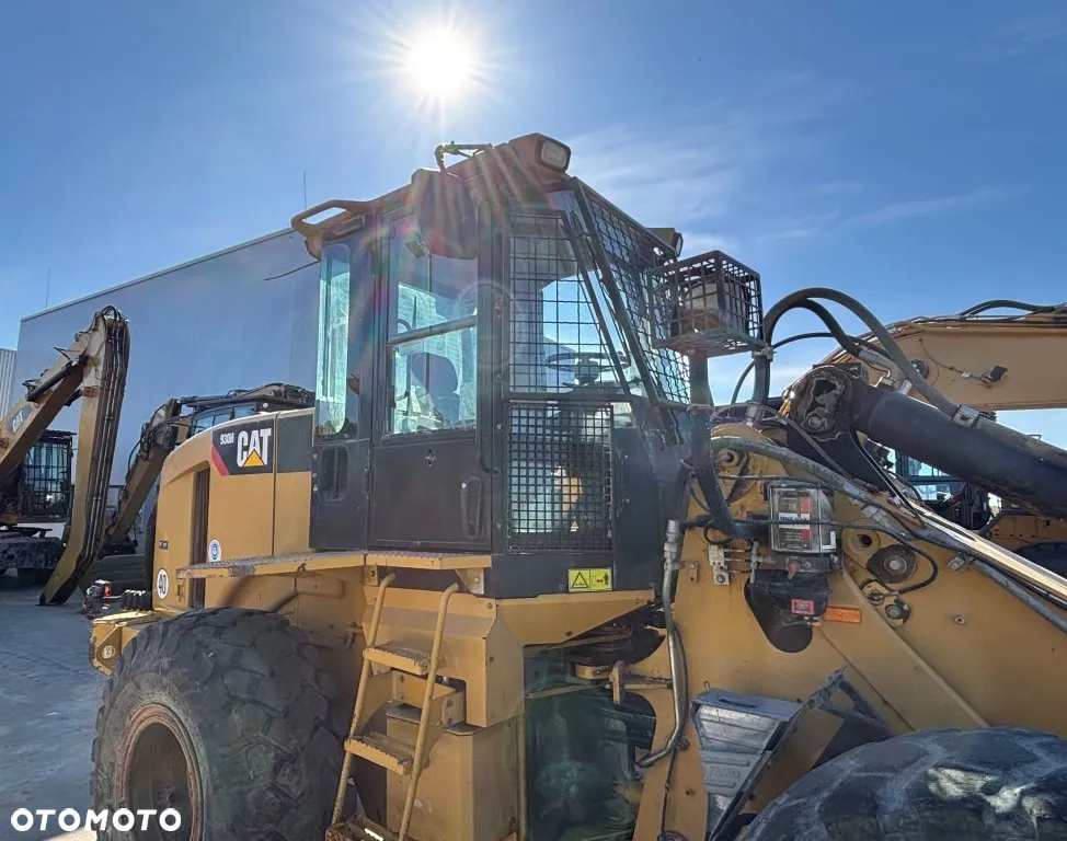 Caterpillar 930H - 2