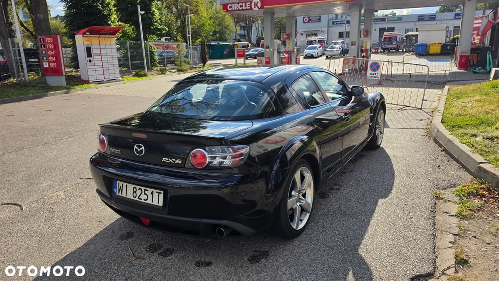 Mazda RX-8 Revolution - 7