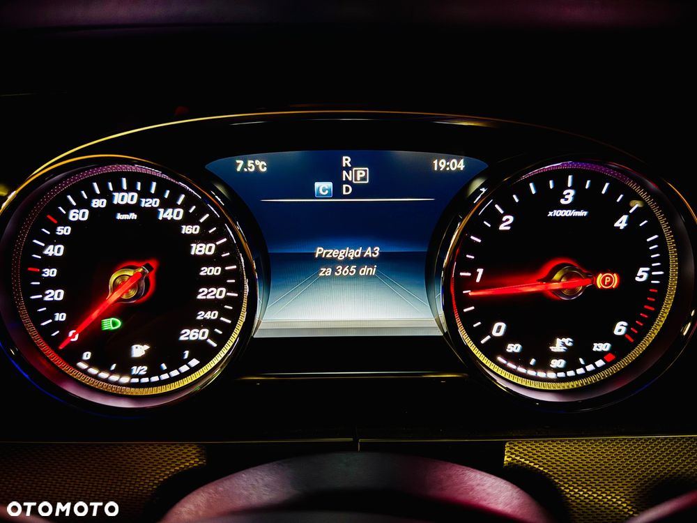 Mercedes-Benz Klasa E 220 d T 9G-TRONIC Avantgarde - 22