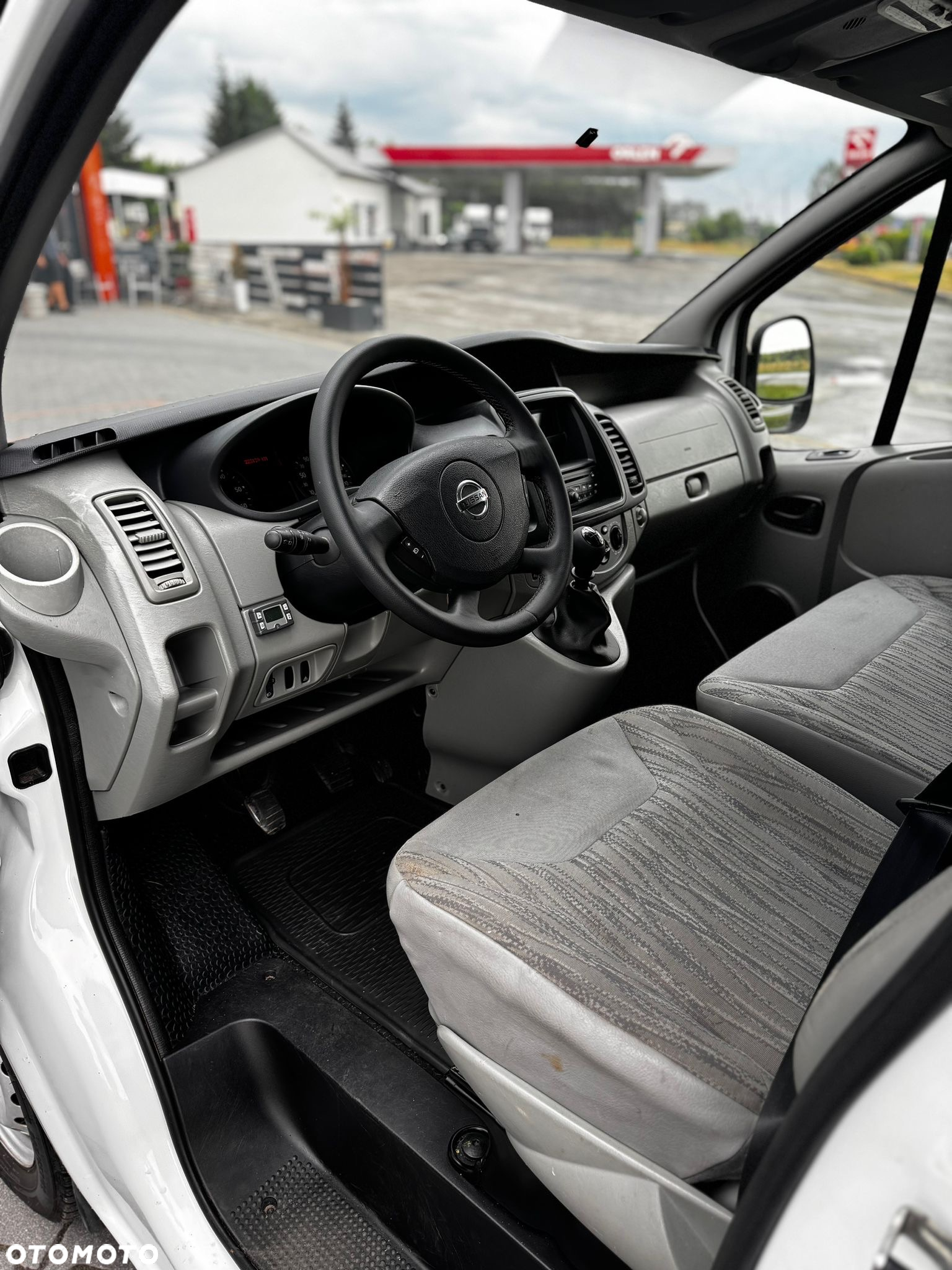 Nissan Primaster - 5