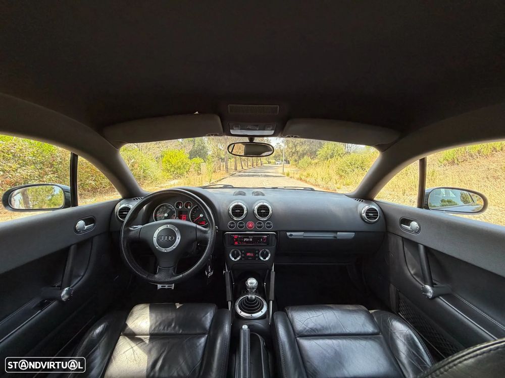 Audi TT Coupé - 8