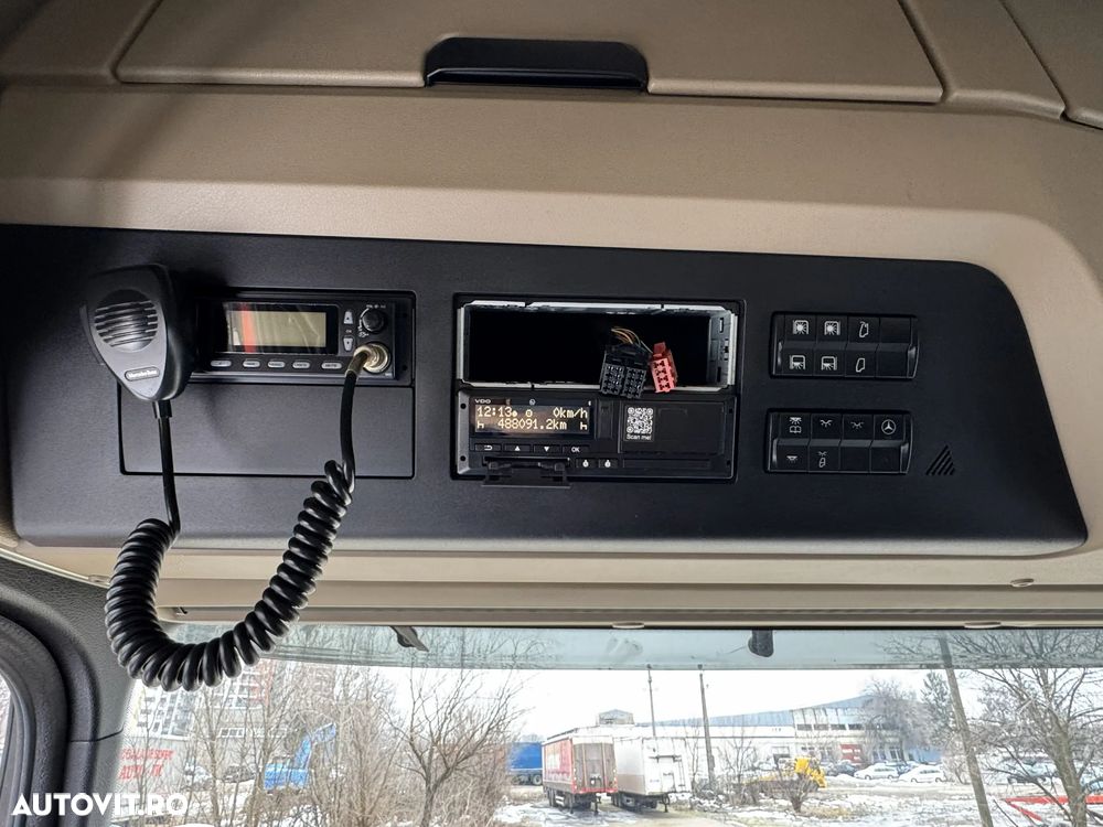 Mercedes-Benz Actros 1845 Low Liner - 9