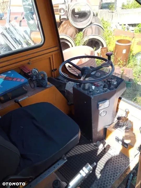 Zamiatarka MFH 2100 samobieżna 1985 rok z Austrii - 4