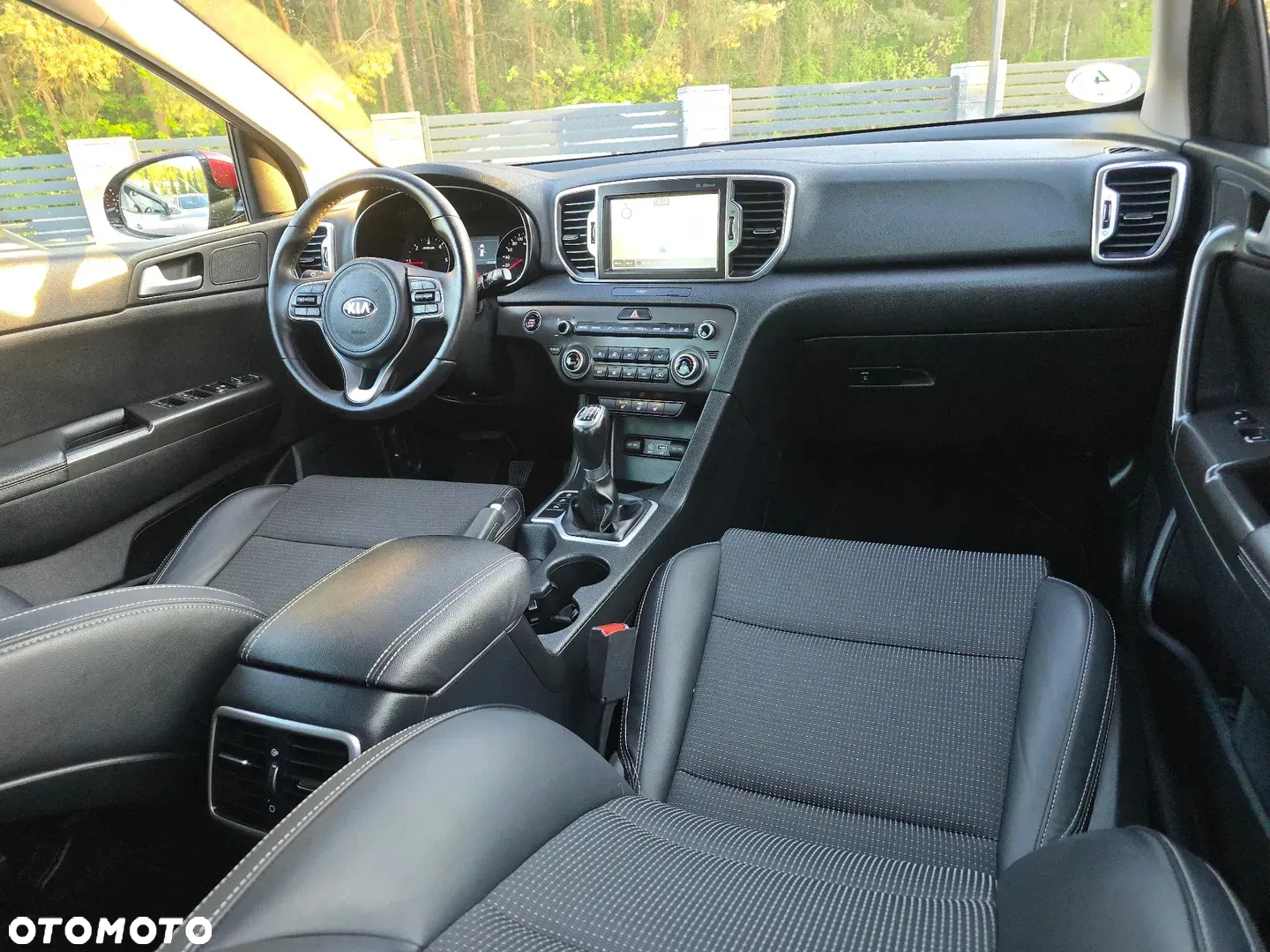 Kia Sportage 2,0 CRDI 2WD ISG Spirit - 21