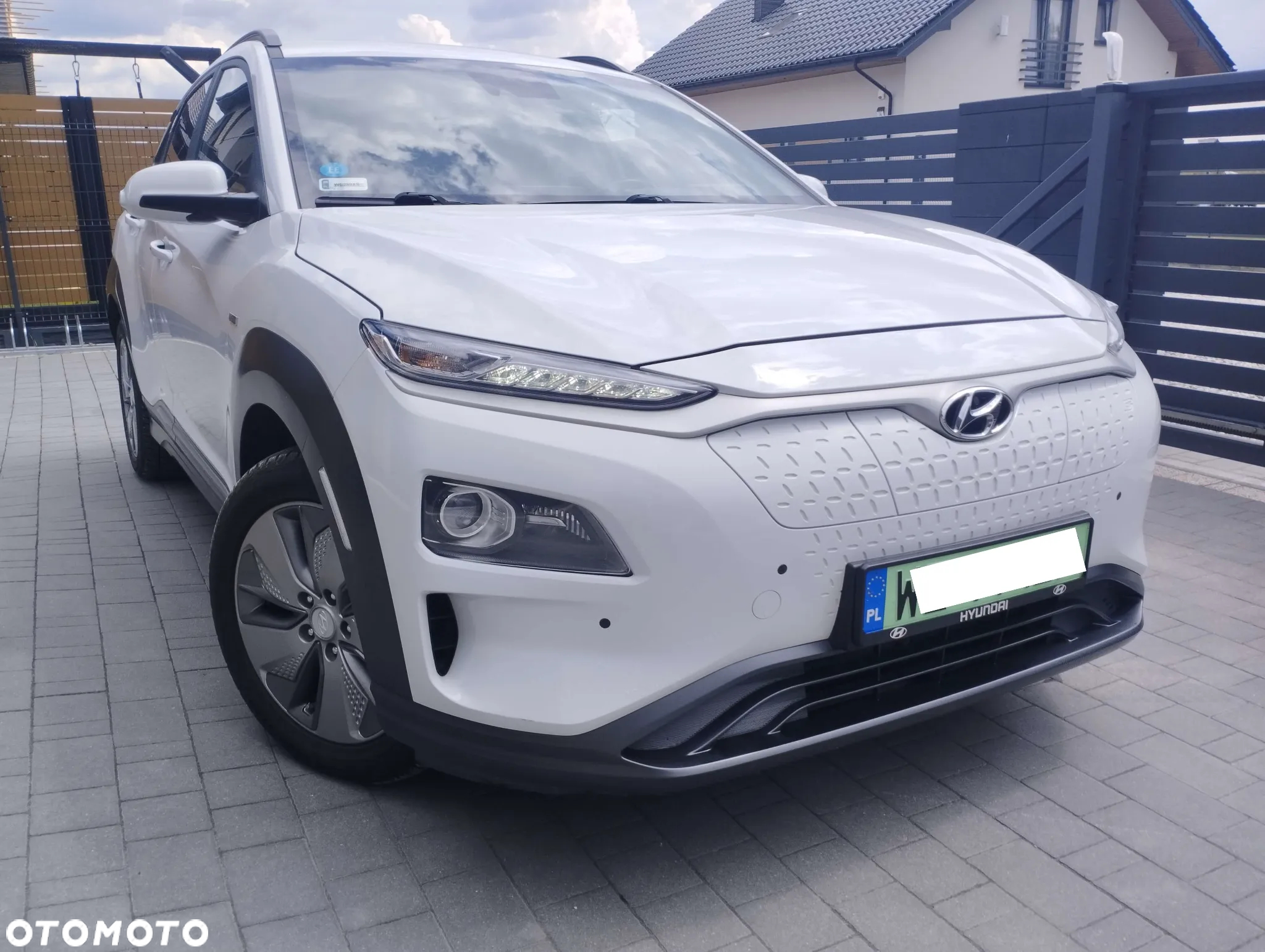 Hyundai Kona Electric 39kWh Premium - 11