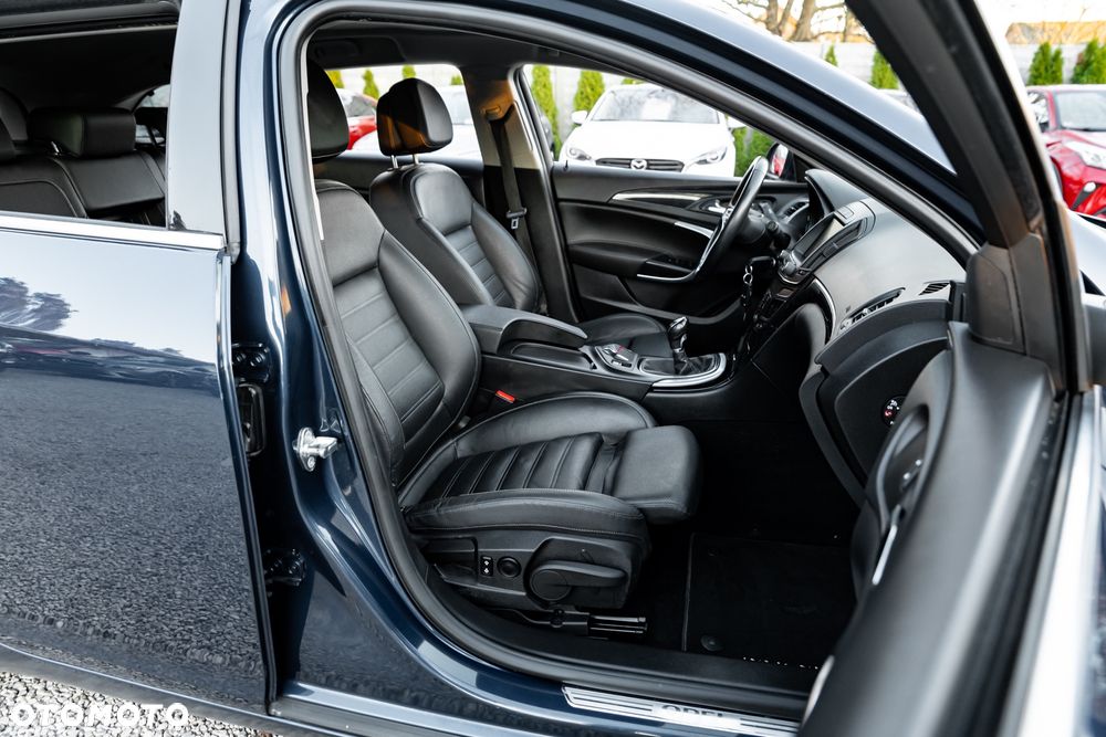 Opel Insignia 2.0 CDTI Sport - 25