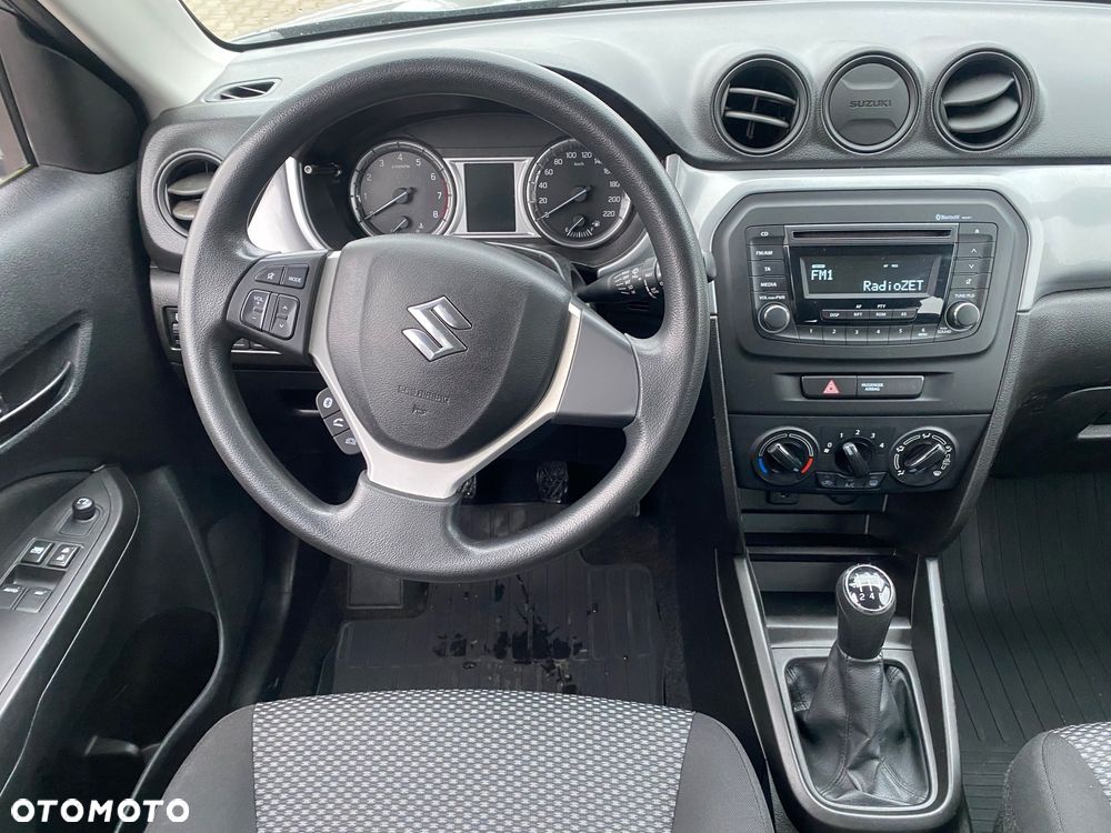 Suzuki Vitara 1.6 Comfort 4WD - 10