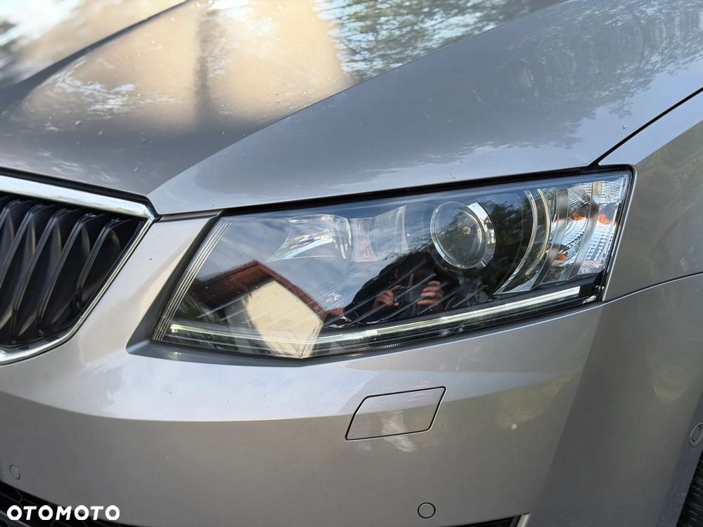 Skoda Octavia 1.4 TSI Elegance - 33