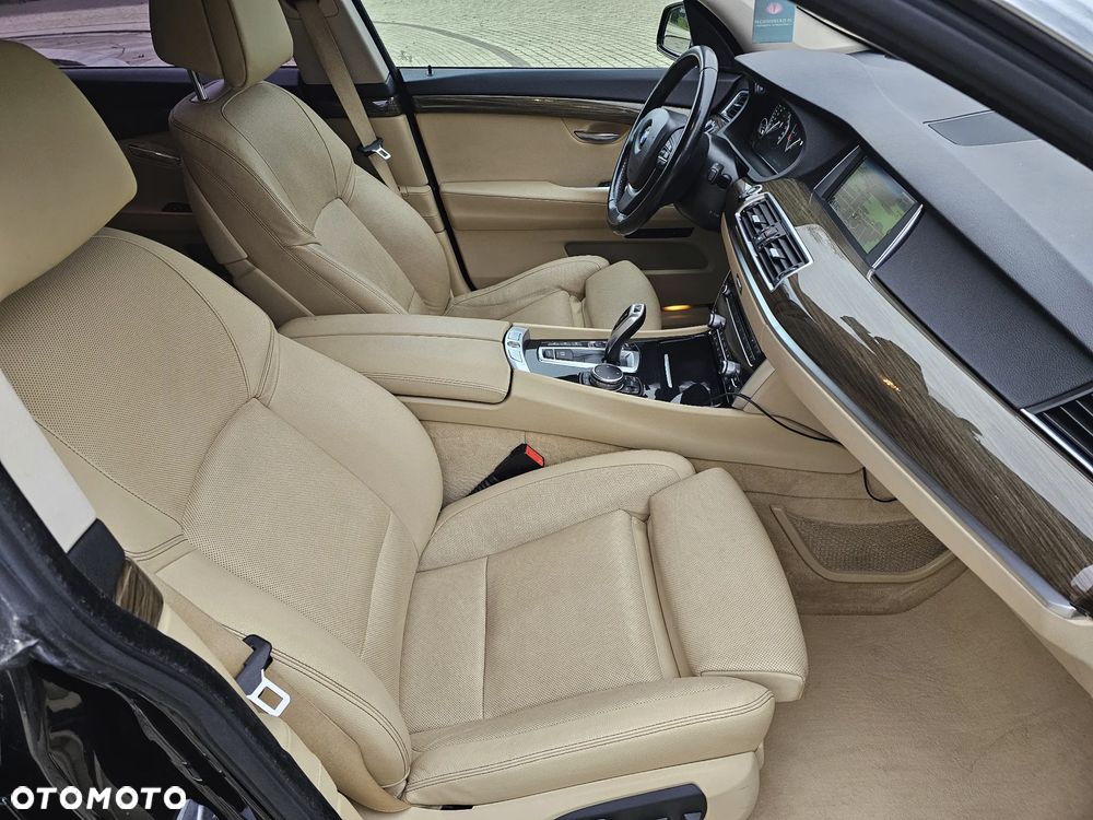 BMW 5GT 530d xDrive Luxury Line - 24