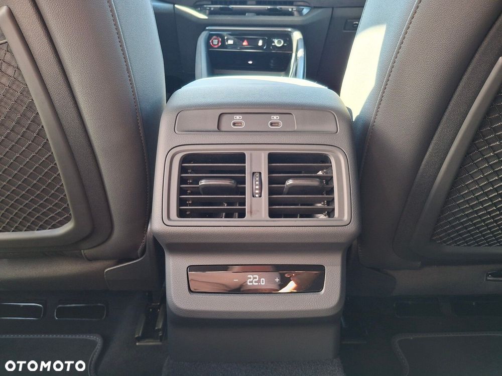 Audi SQ5 Sportback - 22