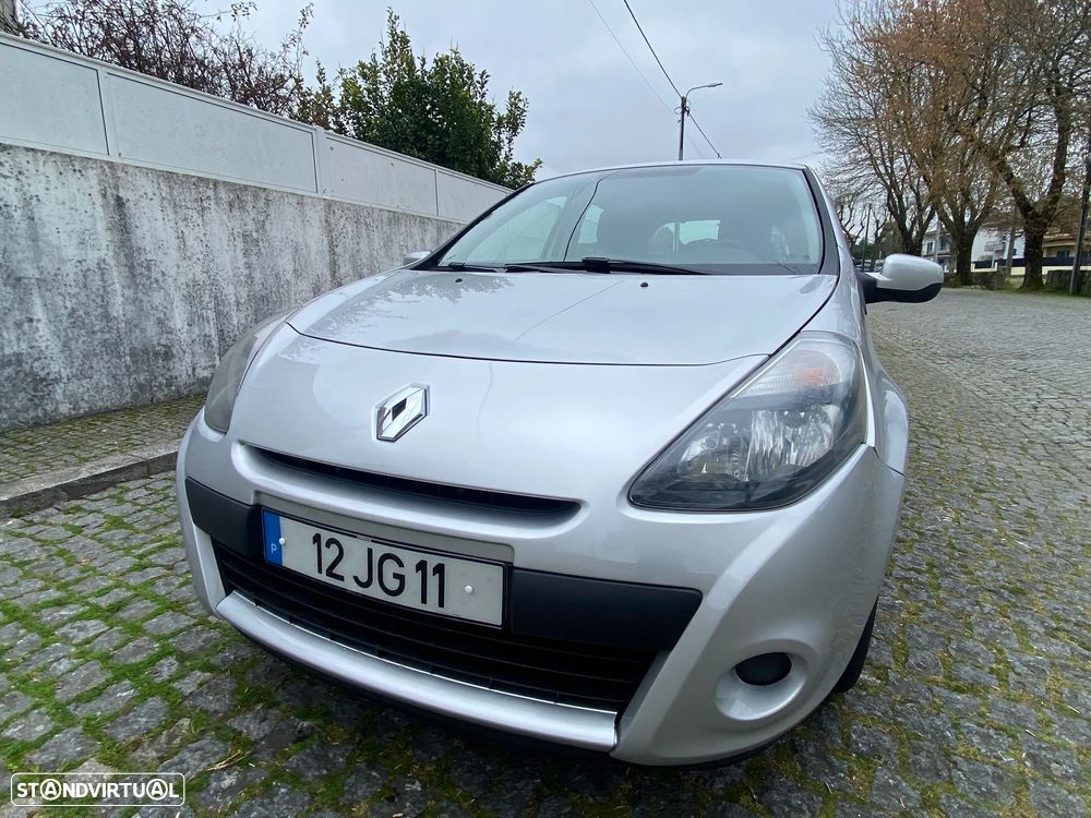 Renault Clio - 9