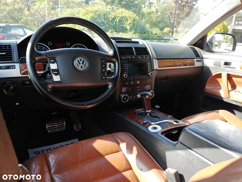 Volkswagen Touareg 4.2 V8 Automatik Exclusive Edition - 6