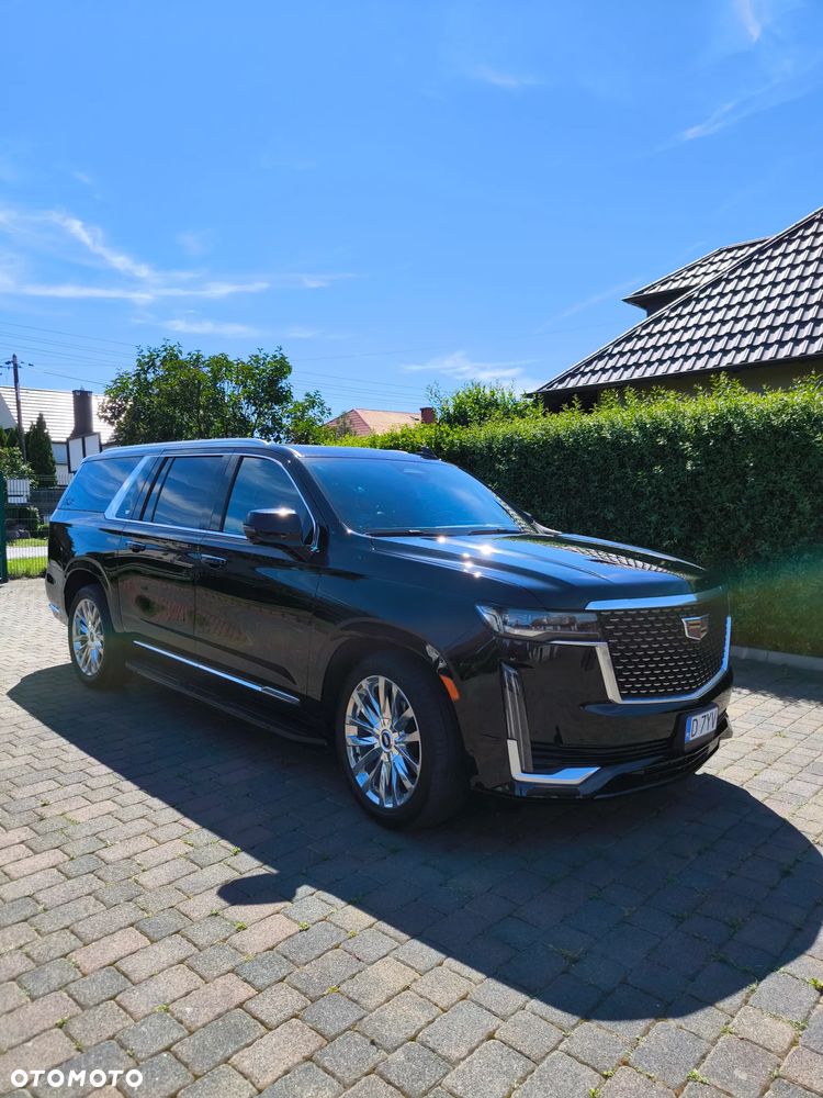 Cadillac Escalade - 2