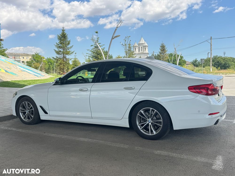 BMW Seria 5 520d xDrive AT - 10