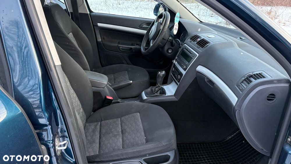 Skoda Octavia 1.6 TDI DPF Ambiente - 10