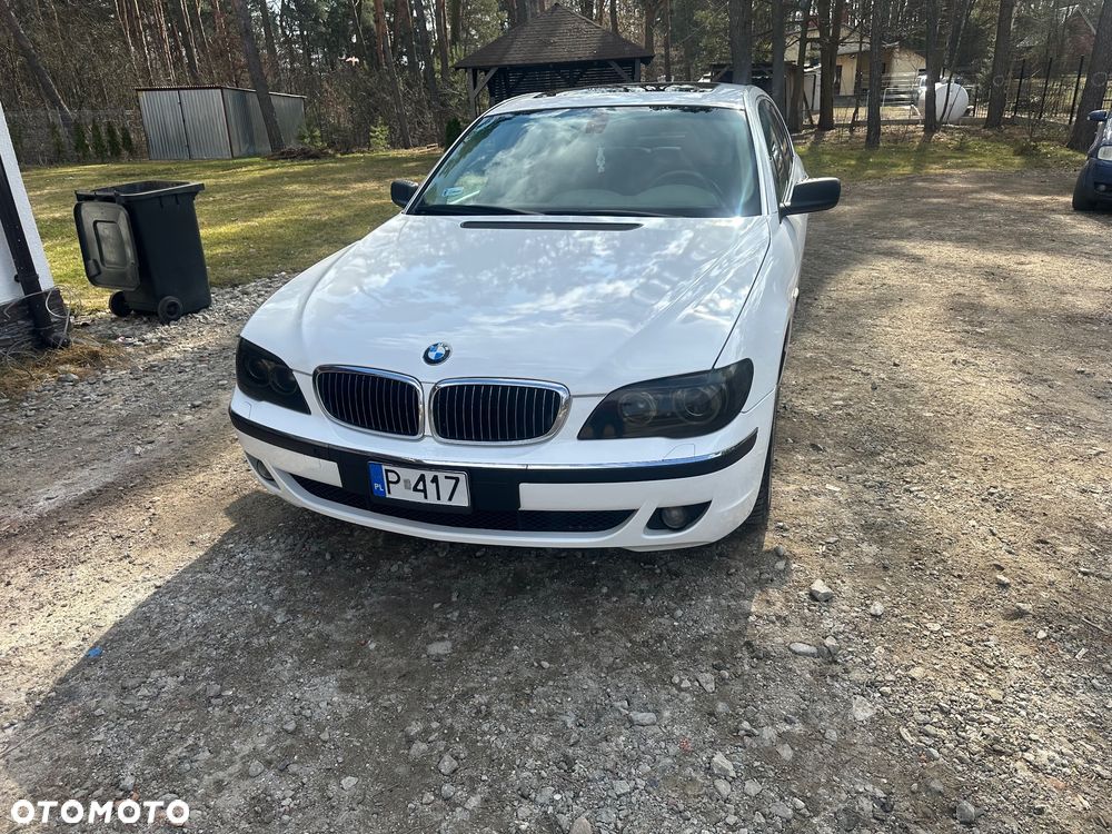 BMW Seria 7 750i L - 2