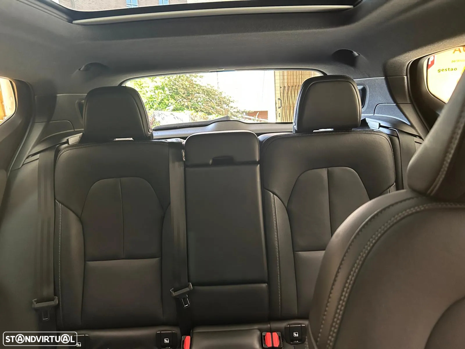 Volvo XC 40 1.5 T5 PHEV R-Design - 9