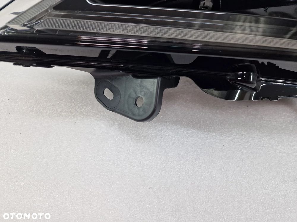 RENAULT MEGANE V E-TECH LEWY HALOGEN / LED / DRL PRZEDNI PRZÓD , NR AUKCJI LPP73 - 3