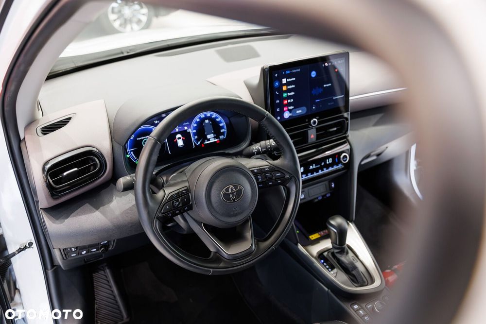 Toyota Yaris Cross Hybrid 1.5 Executive AWD - 39