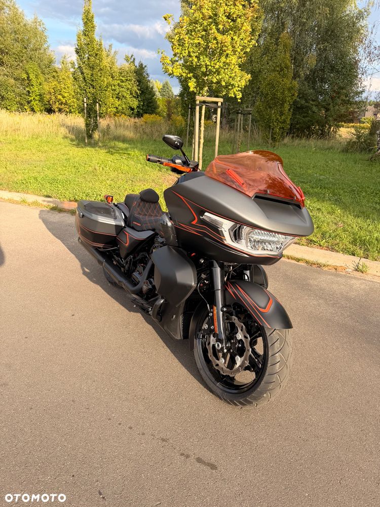 Harley-Davidson Touring Road Glide - 18