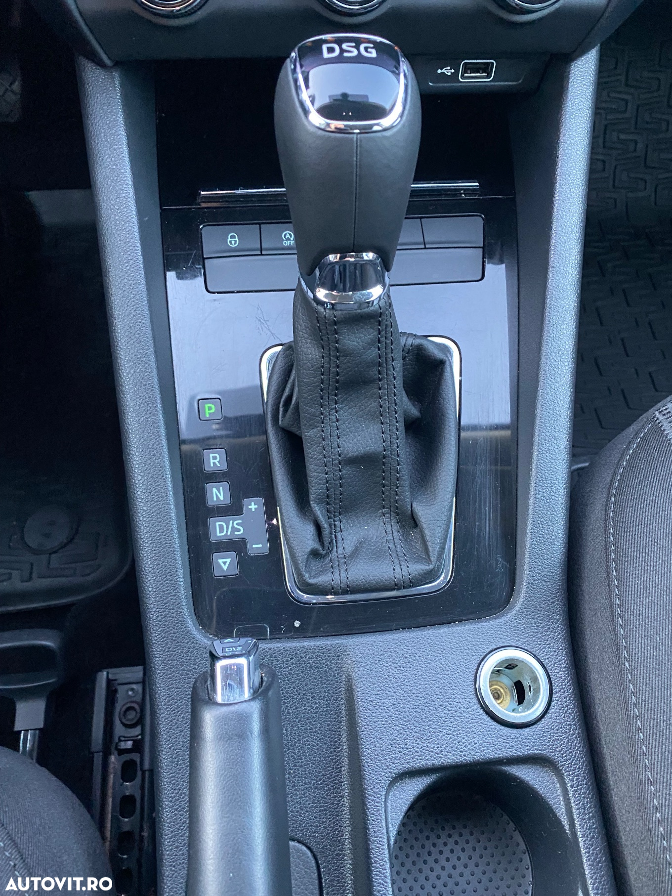 Skoda Octavia 2.0 TDI DSG Ambition - 22