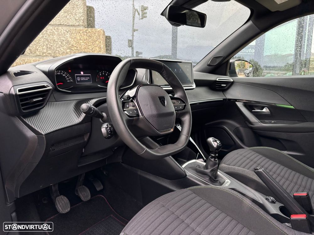 Peugeot 2008 1.2 PureTech Active - 7