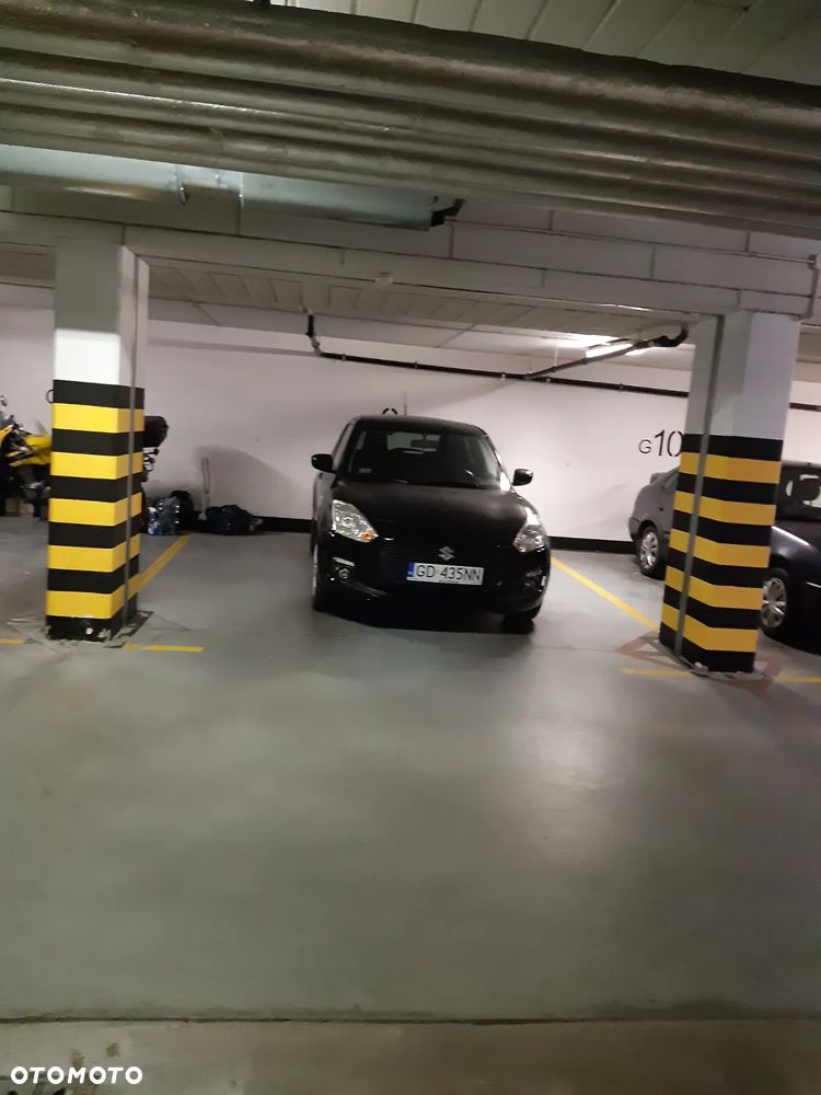 Suzuki Swift 1.2 Premium Plus - 14