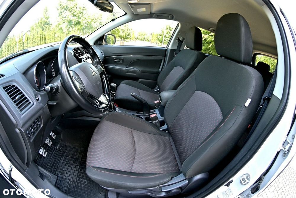 Mitsubishi ASX - 7