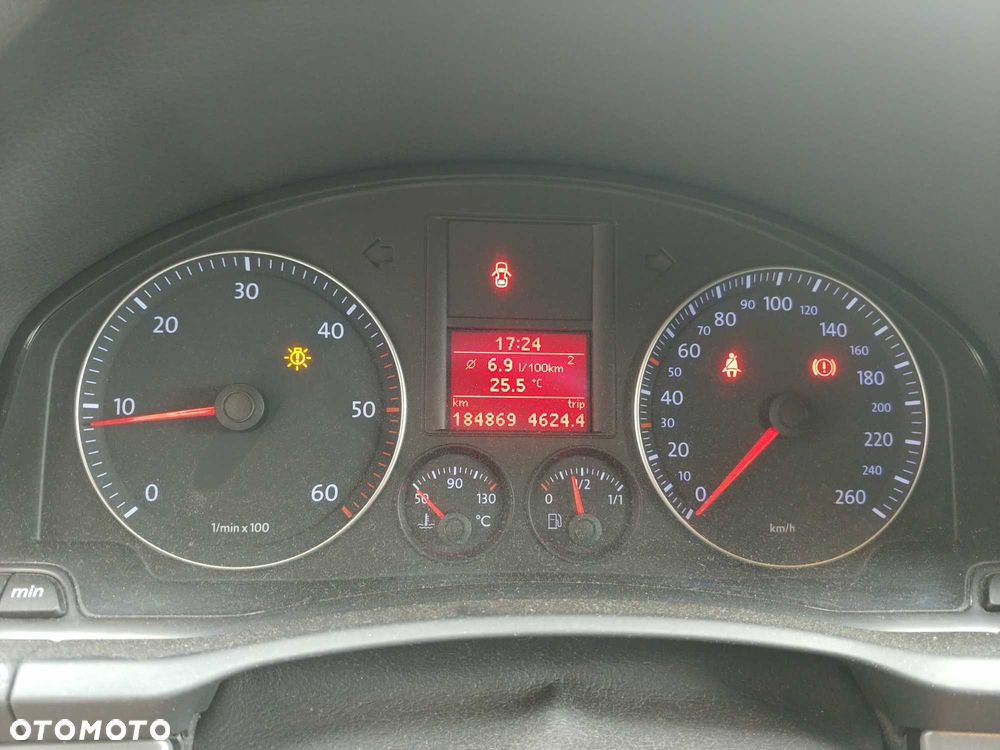 Volkswagen Jetta - 6