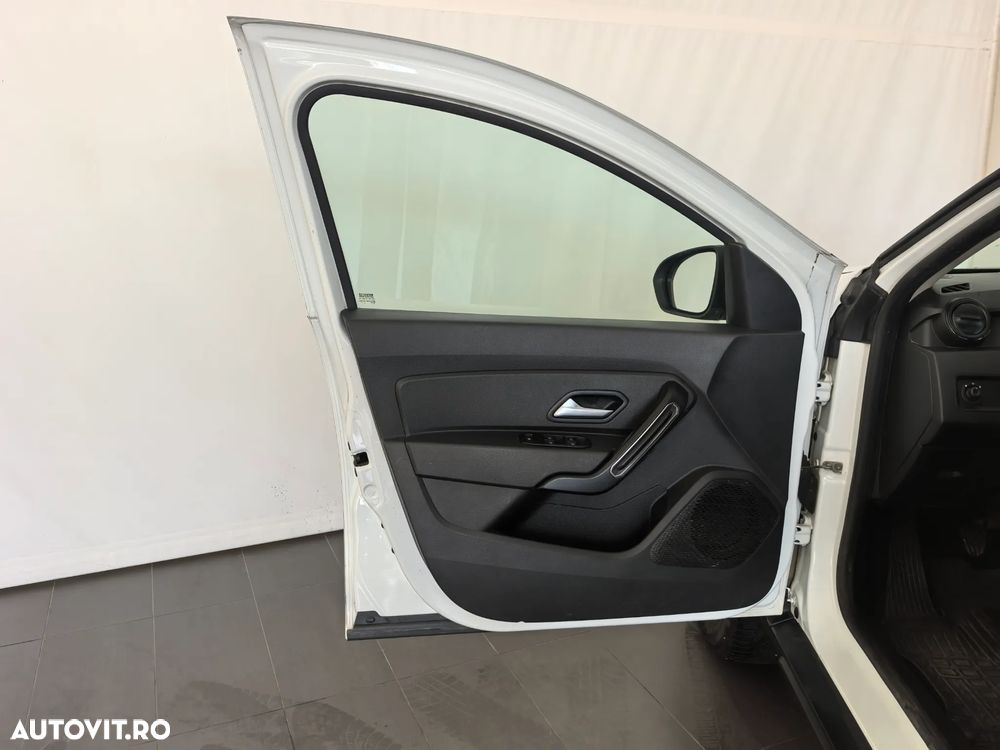 Dacia Duster 1.5 Blue dCi 4WD Essential - 7