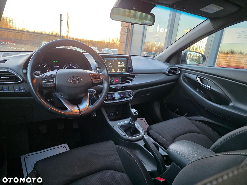 Hyundai i30 1.6 D Comfort - 18