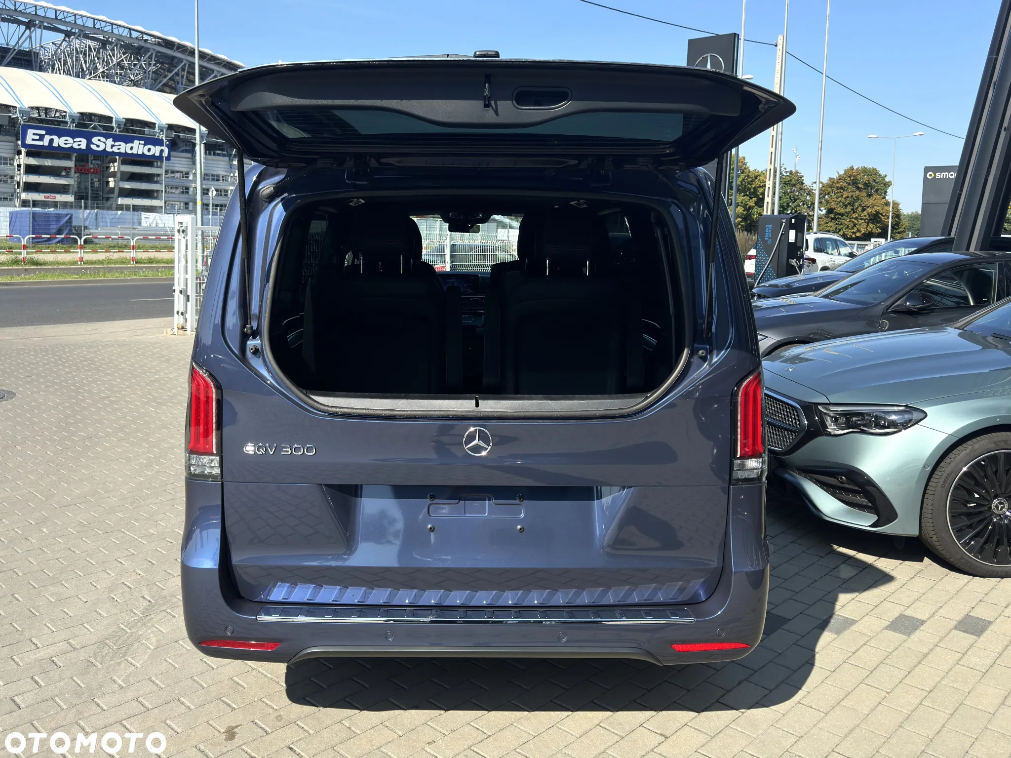 Mercedes-Benz EQV - 10