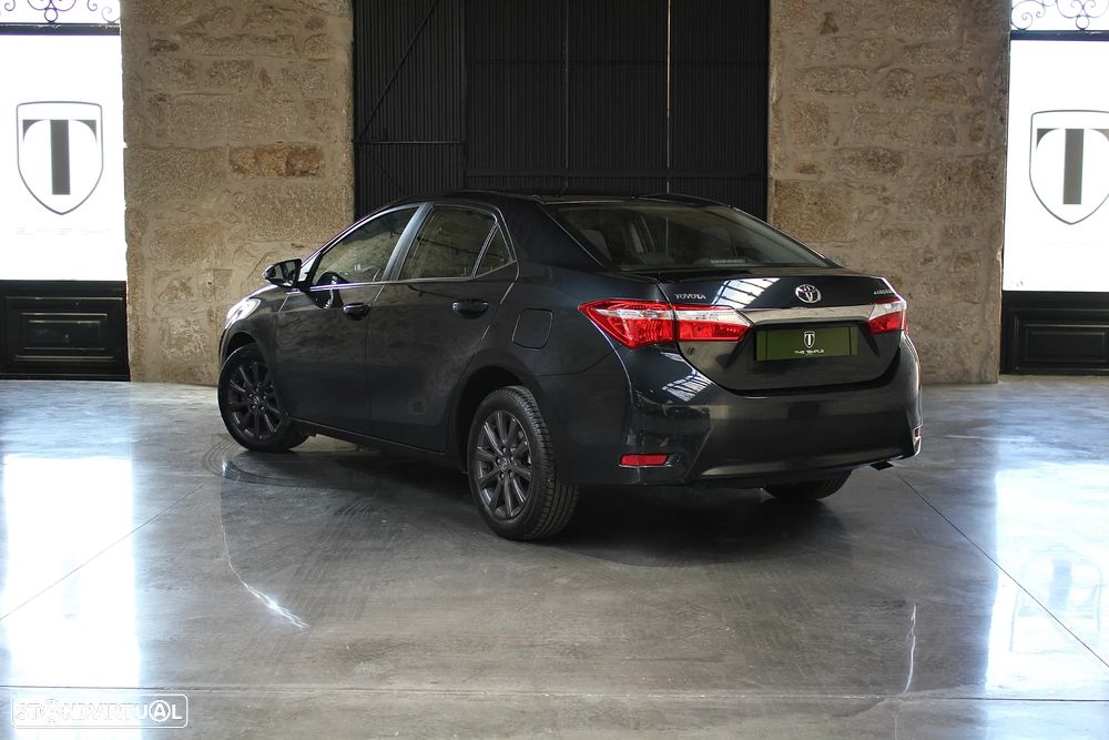 Toyota Corolla 1.4 D-4D Exclusive - 4