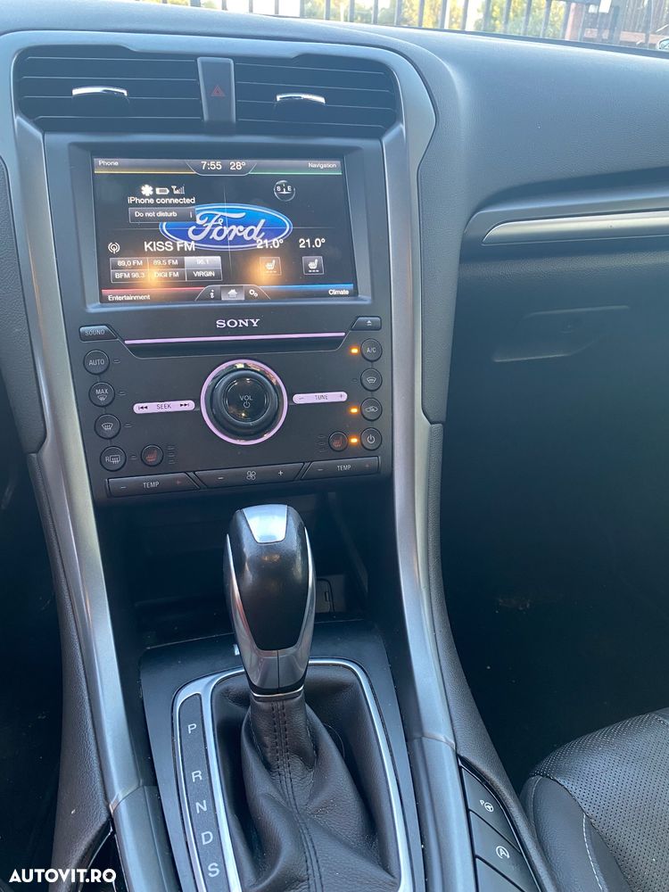 Ford Mondeo 2.0 EcoBoost Titanium - 4