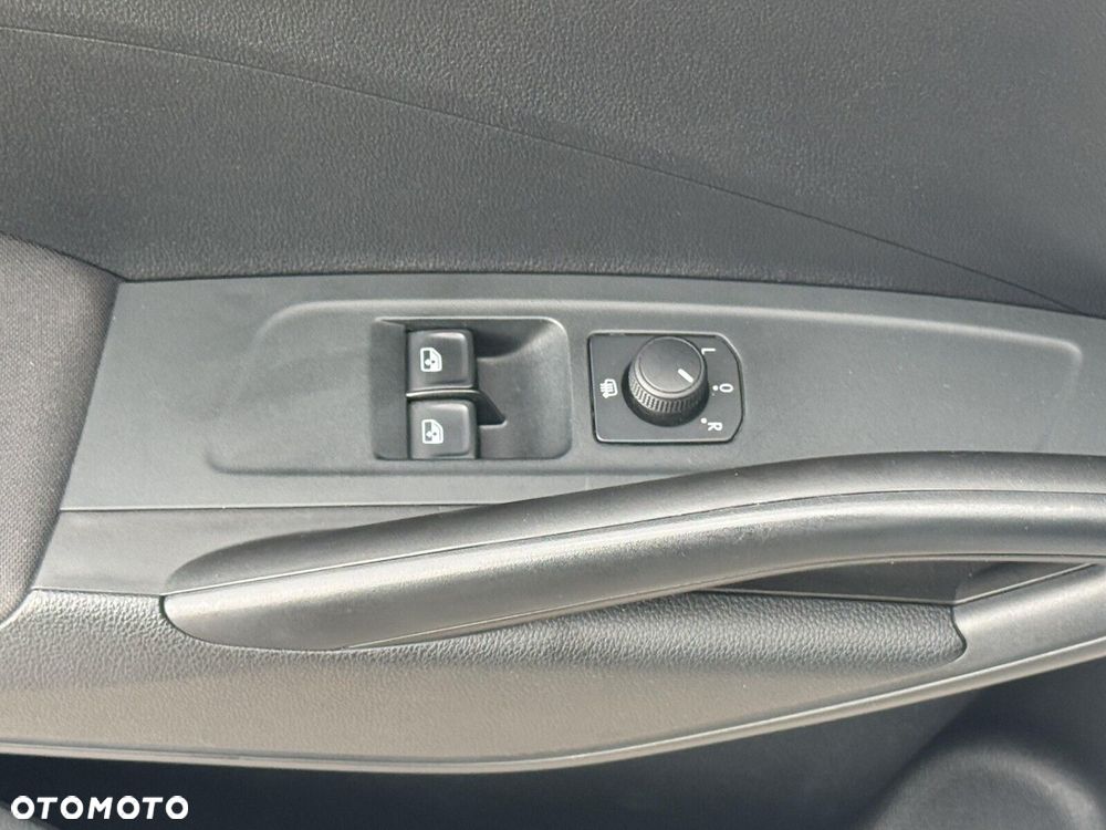 Skoda Fabia 1.0 TSI Ambition - 11