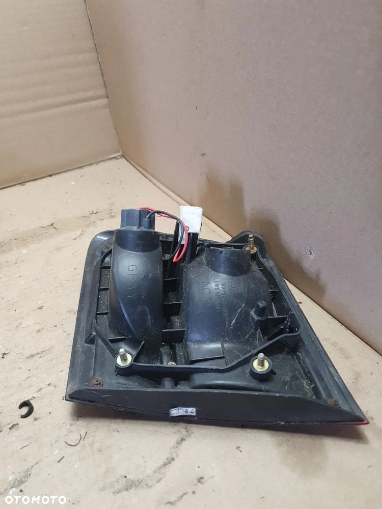 MAZDA 626 GF 97-99 LAMPA TYŁ LEWA KOITO 132-61825 - 6