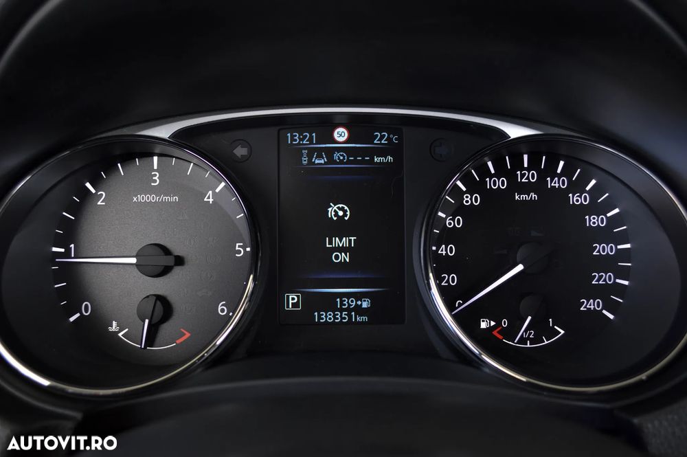 Nissan X-Trail 2.0 dCi Xtronic N-Connecta - 22