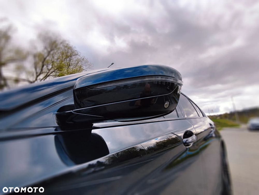 BMW Seria 5 530i xDrive M Sport Edition - 10