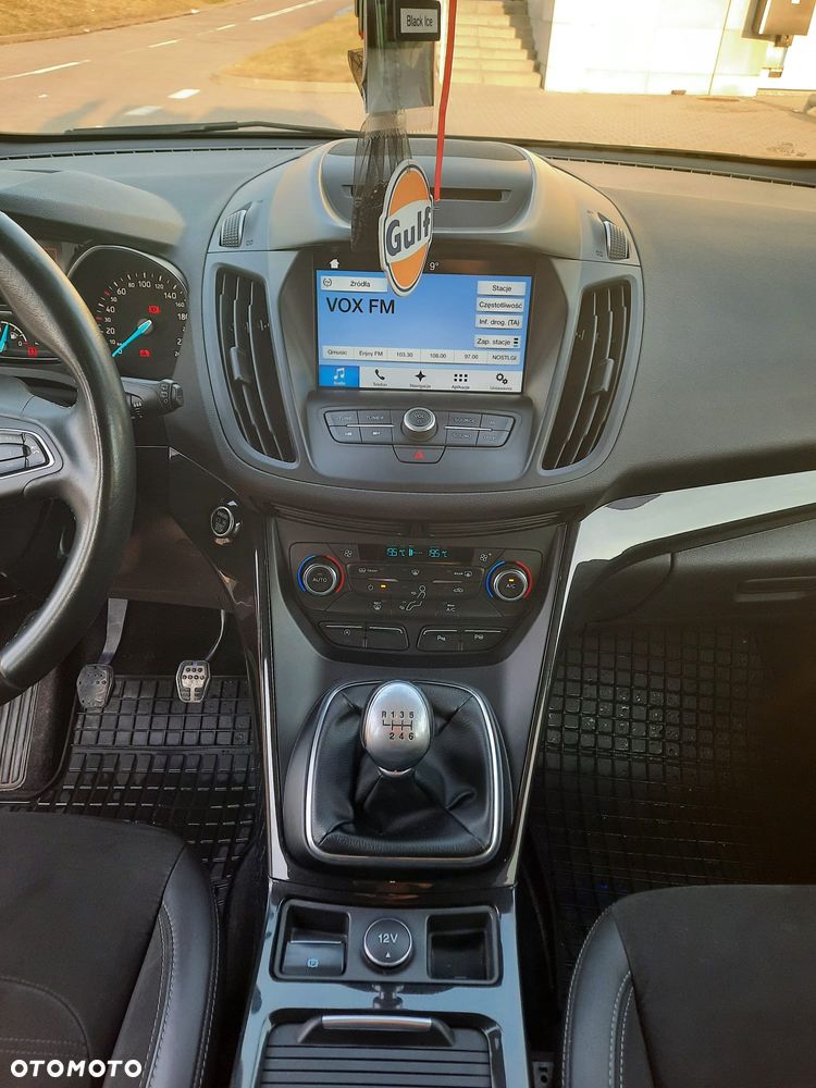 Ford Kuga 2.0 TDCi FWD ST-Line - 22