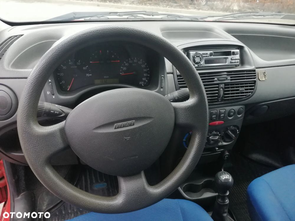 Fiat Punto 1.2 16V Dynamic - 11