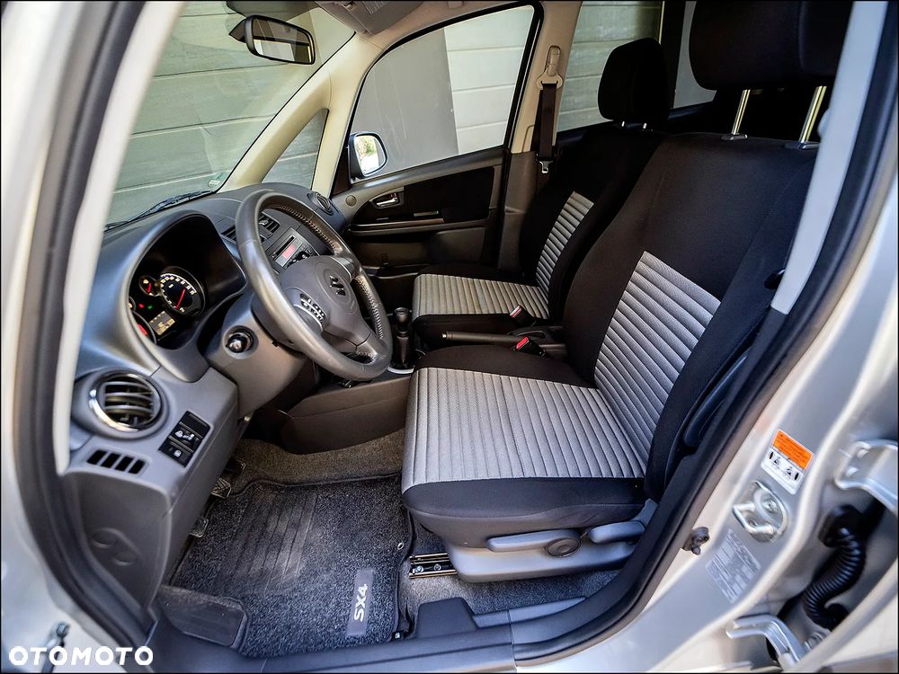 Suzuki SX4 - 6