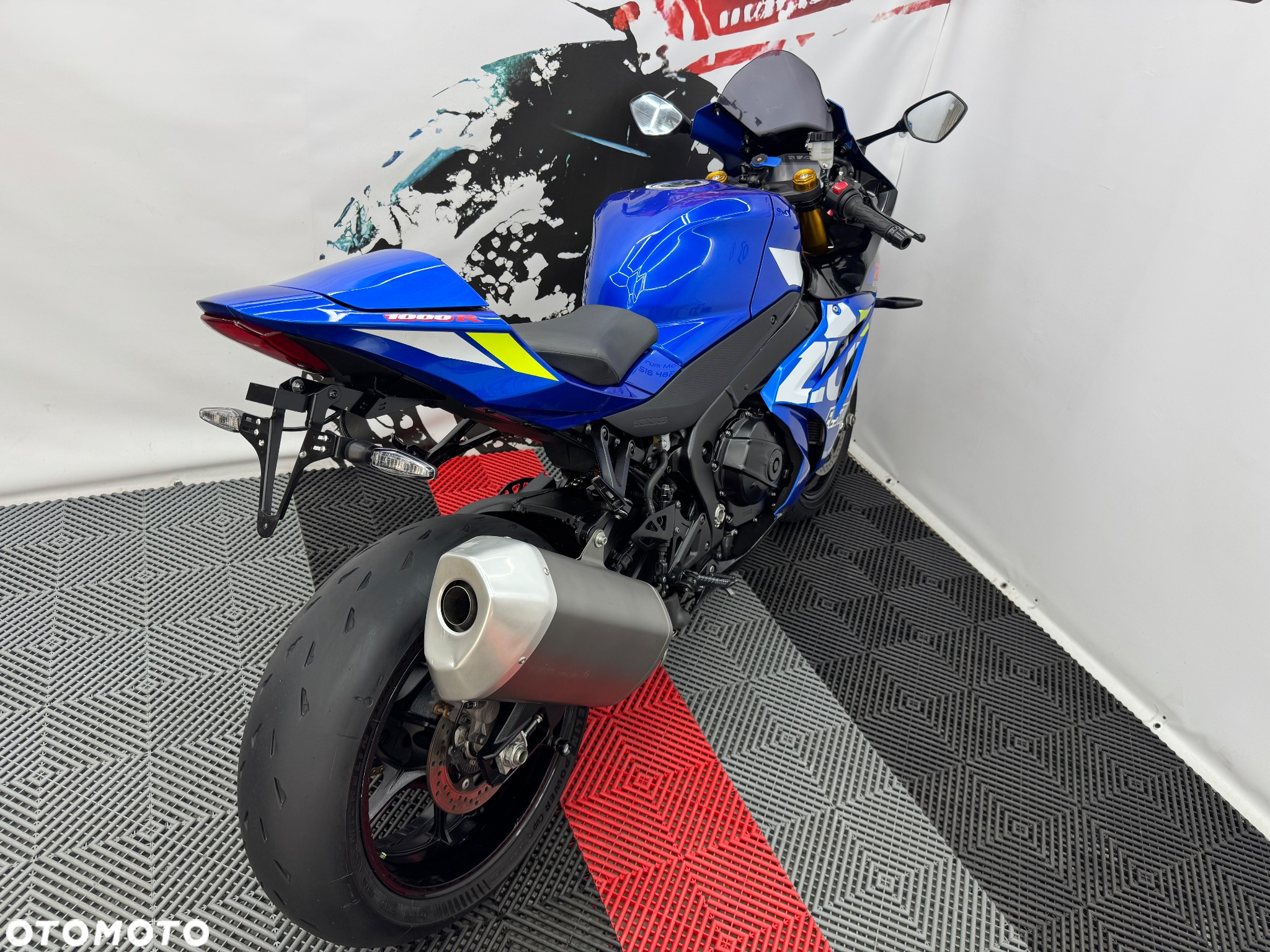 Suzuki GSX-R - 12