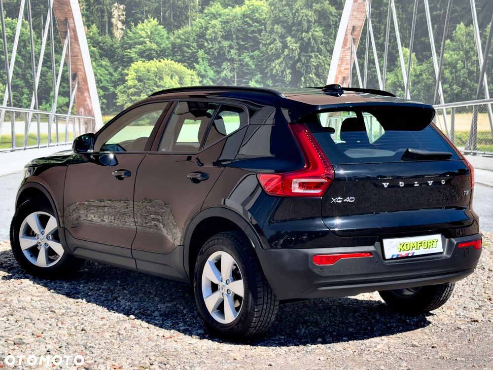 Volvo XC 40 T3 Momentum Pro - 18