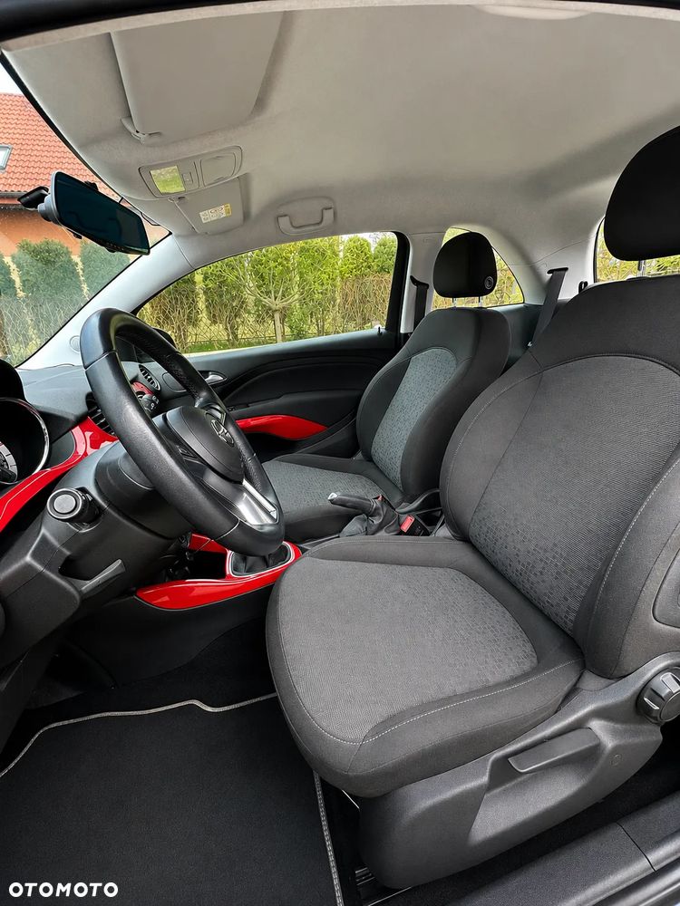 Opel Adam 1.2 - 8
